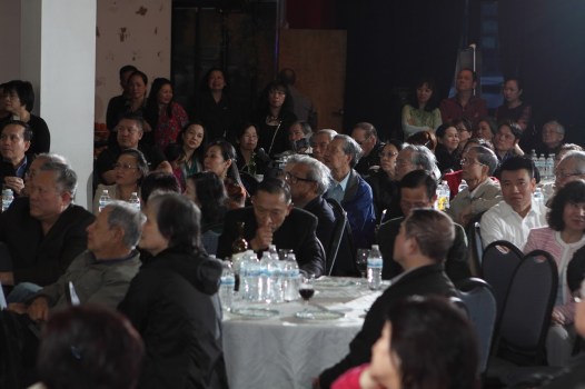 IMG_9585- Mot goc quan khach- theo doi phan thuyet trinh