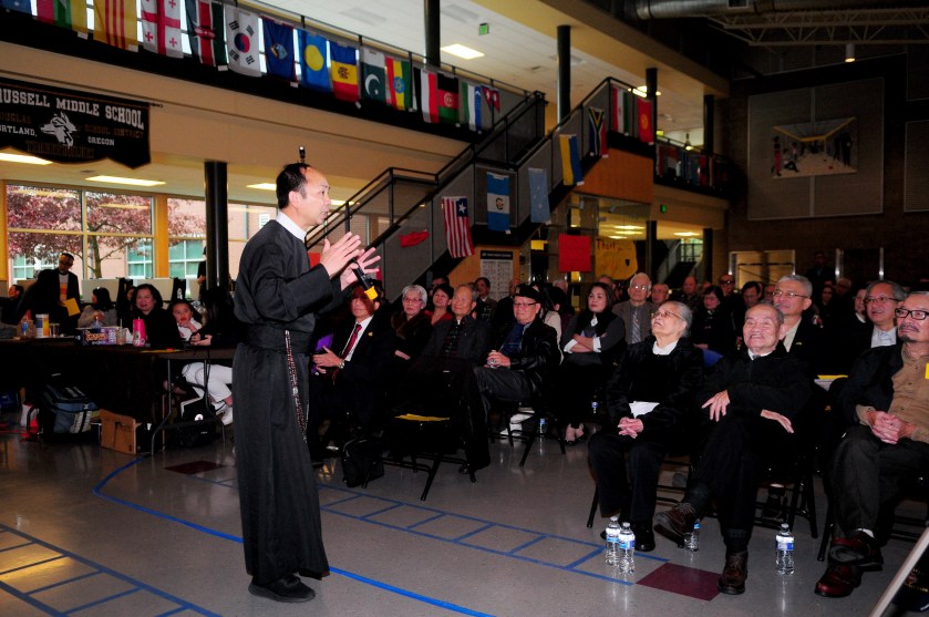 LM Nguyen Van Khai-den gan quan khach